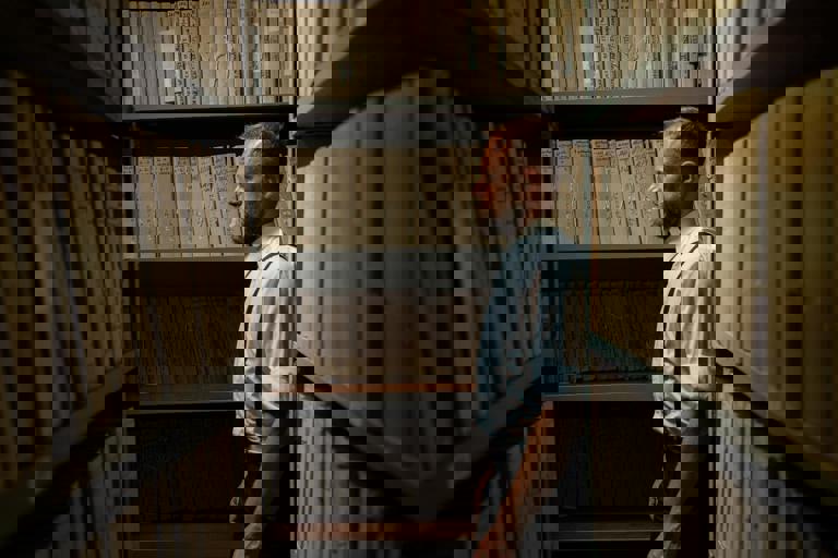 New Library Branch Features Robot Librarian to Guide Visitors